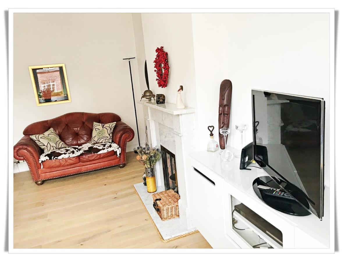 Spacious And Modern 2 Bedroom Flat Near The City Centre إدنبرة المظهر الخارجي الصورة